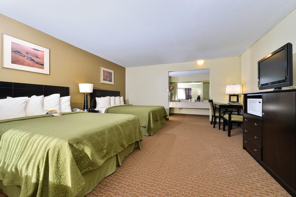 Navajo Nation Inn 2*